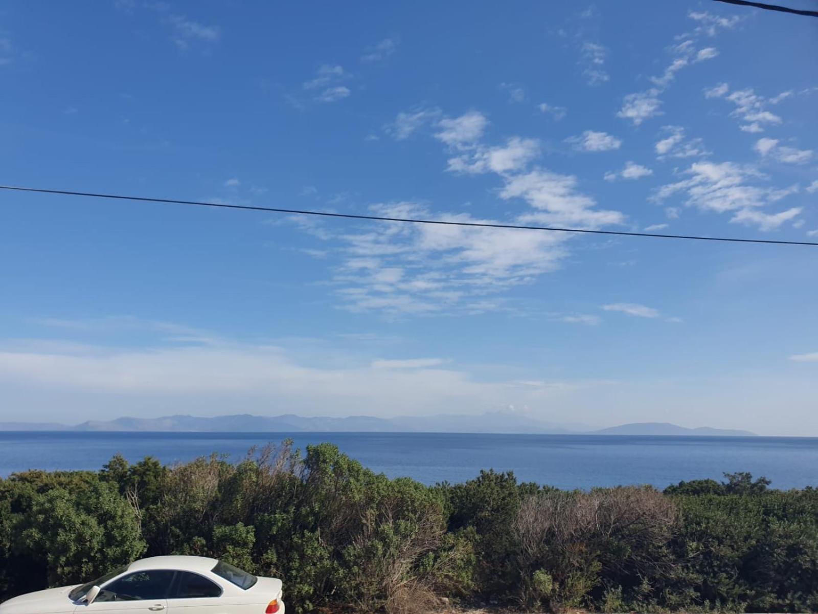 Stephie'S Apartment By The Sea Rafina  Bagian luar foto